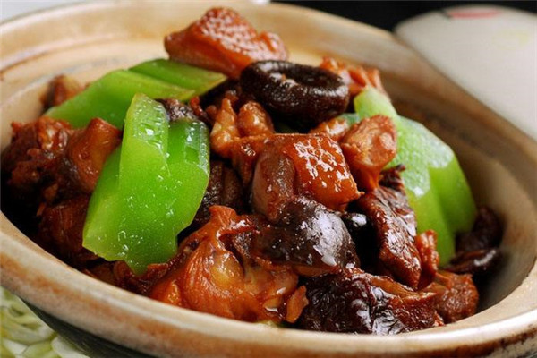 锅锅香黄焖鸡米饭