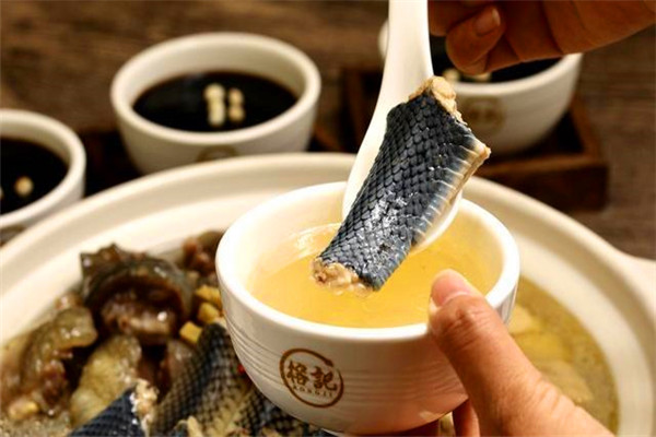 榕记专注蛇宴