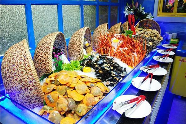 布特斯时尚自助餐厅