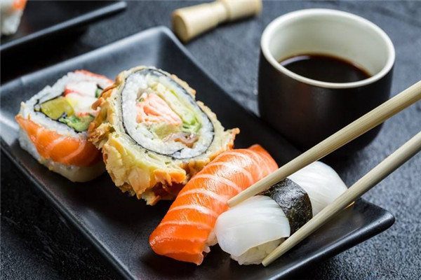 秋日本料理
