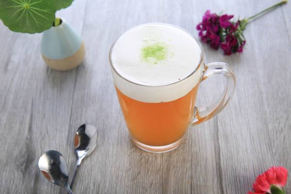 欢乐柠奶奶茶