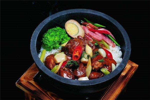 正中煲仔饭