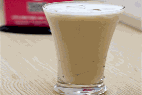 yvyv奶茶手抓饼