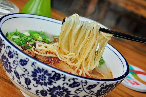 家里面菜馆