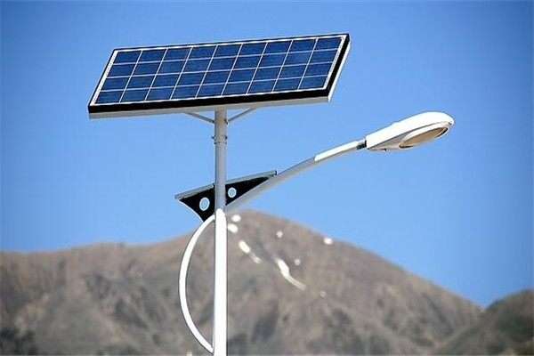 亿家人太阳能热水器