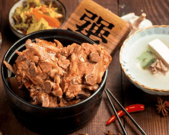 犟骨头排骨饭