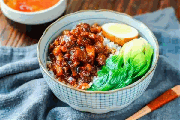 大三元卤肉饭