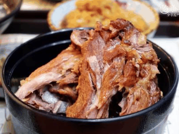 犟骨头排骨饭