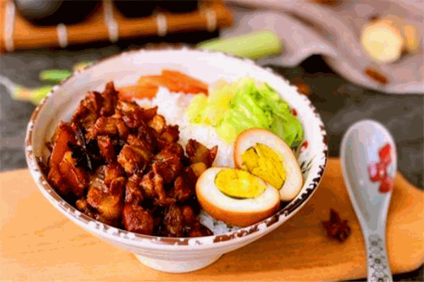 禾记卤肉饭