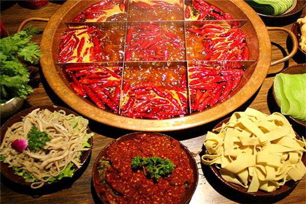 简而闻火锅