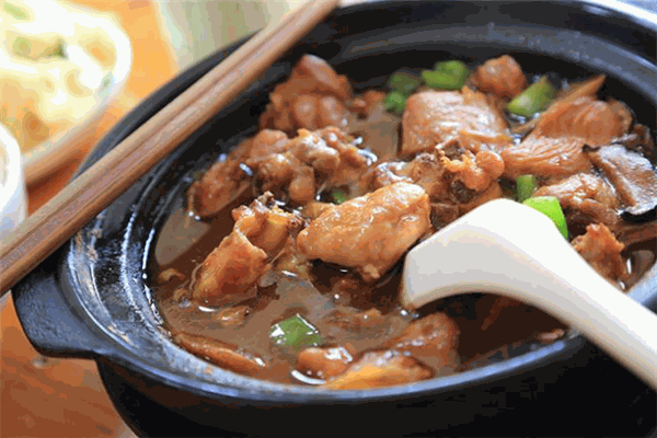 儒家阁黄焖鸡米饭