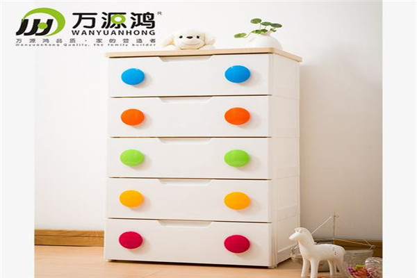 万源鸿衣柜加盟