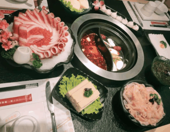 花样美腩牛腩火锅