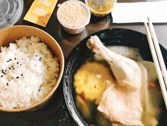 美颜素猪肚鸡汤饭
