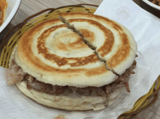 东关吉祥肉夹馍