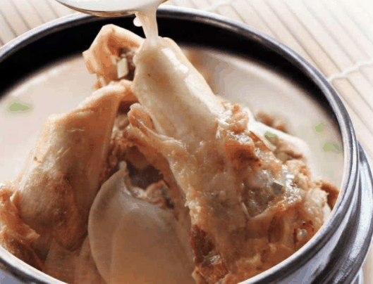 鲜牛肉大骨汤
