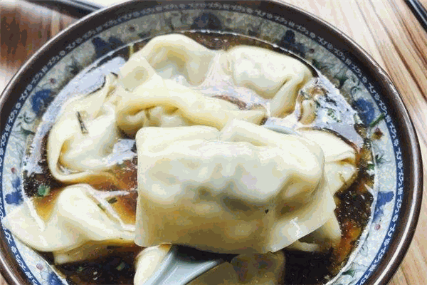 鲜里香馄饨王
