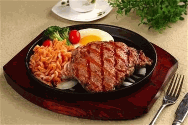 牛百万牛排饭
