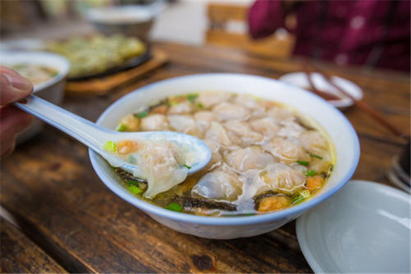 俩客汤包馄饨