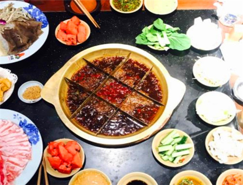 重庆辣庄火锅