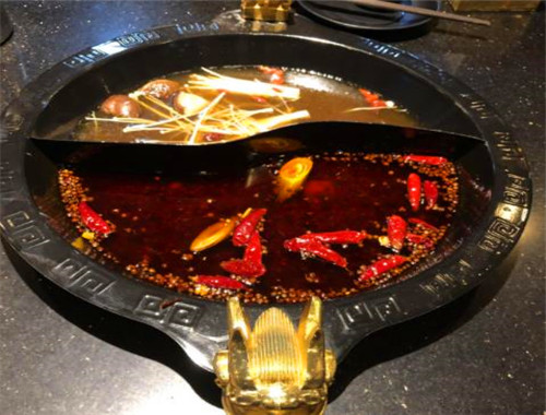 龙腾火锅店