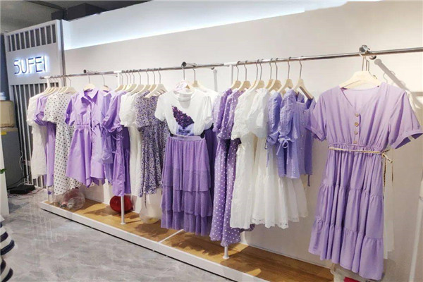 愫翡服饰