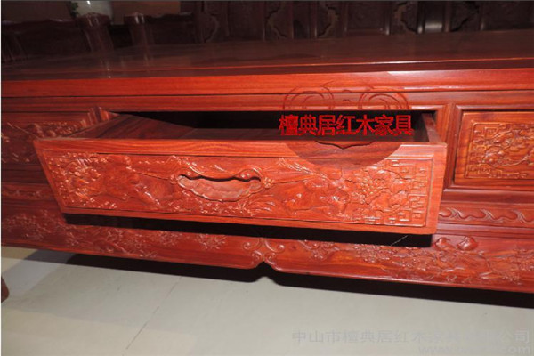 檀典居红木家具加盟