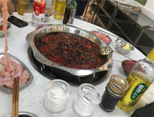巴盛火锅