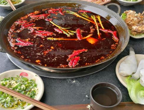 歪嘴火锅