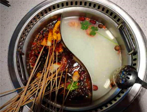 蓉语串串火锅