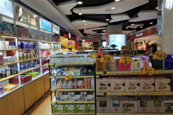 理想生活化妆品加盟
