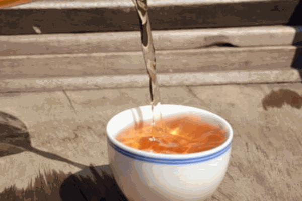 岩上茶叶