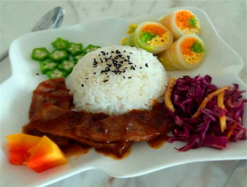 川崎牛排饭