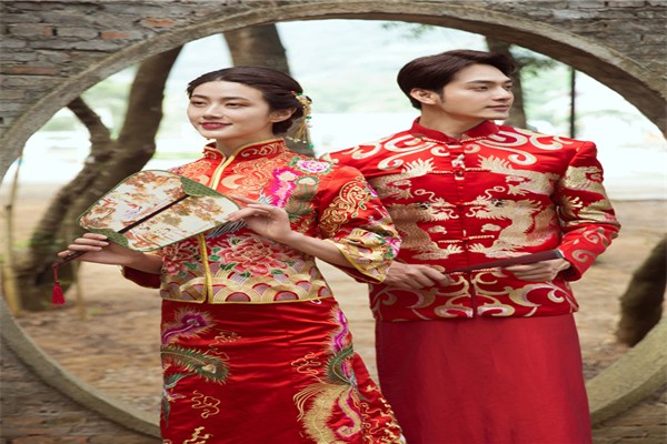 巴黎婚纱摄影加盟