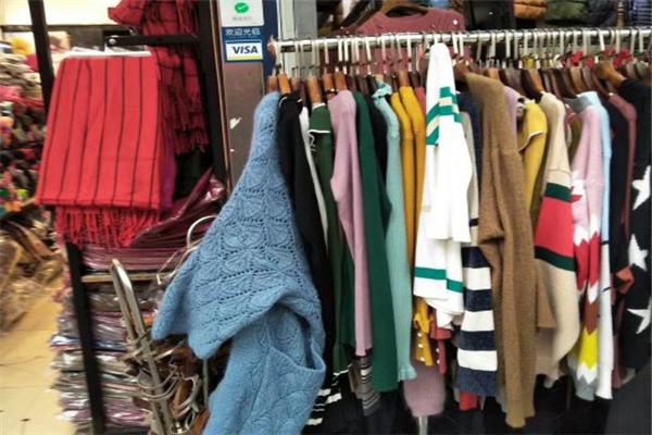 创盈服饰