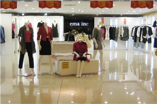 爱玛女装