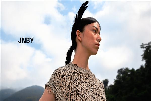 超浩女装