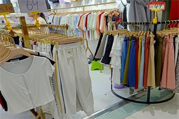 可可国际服饰