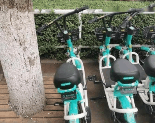 蜜果共享电动车