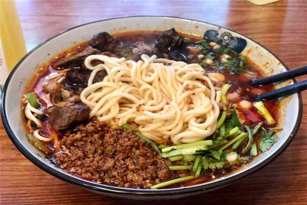 黑小面