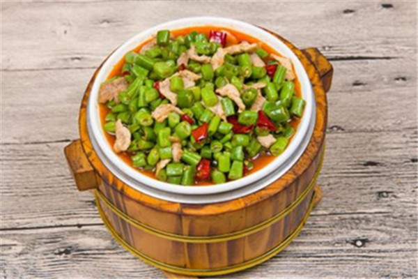 赣香木桶饭