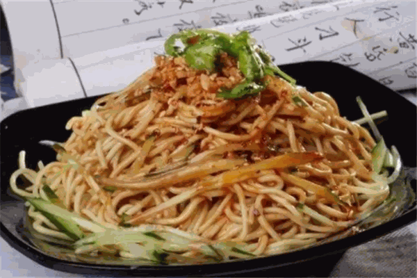 我是谁之小伙伴擀面皮