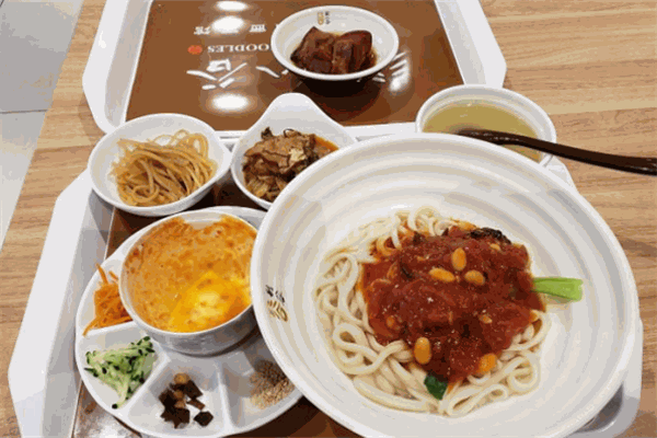 剔八谷山西面馆