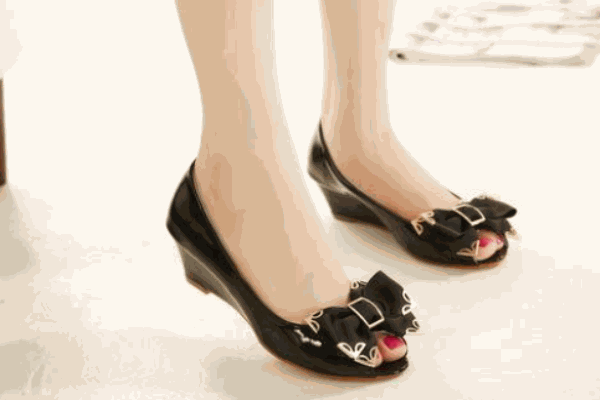 熙图女鞋