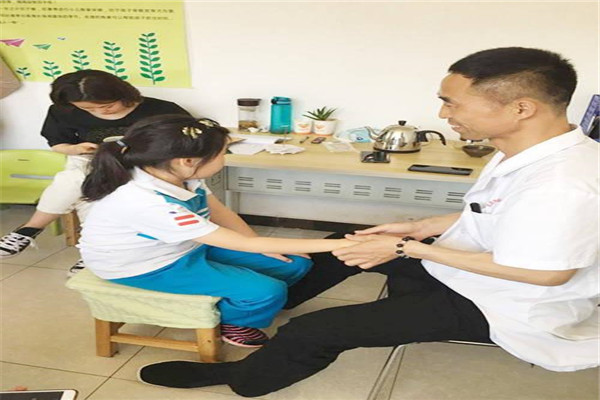 阳光倍爱小儿推拿加盟