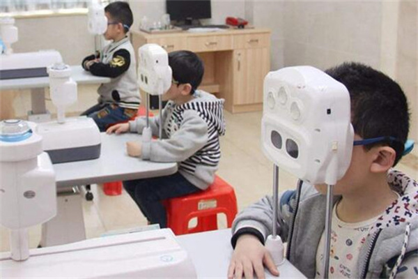 爱大爱视力保健加盟