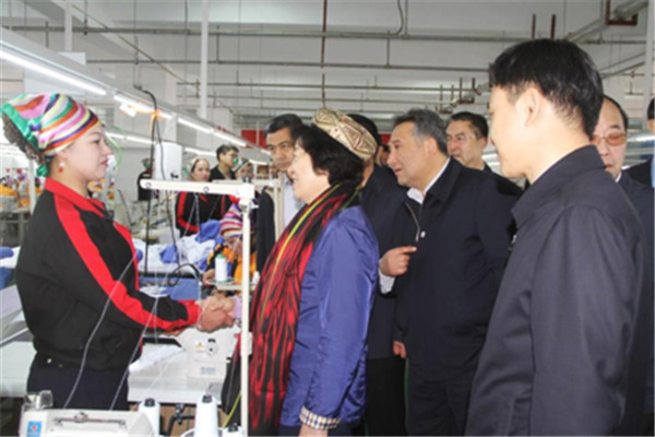 美丽奥服饰