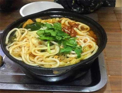 砂锅面馆