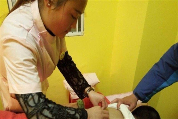 哆来咪小儿推拿加盟
