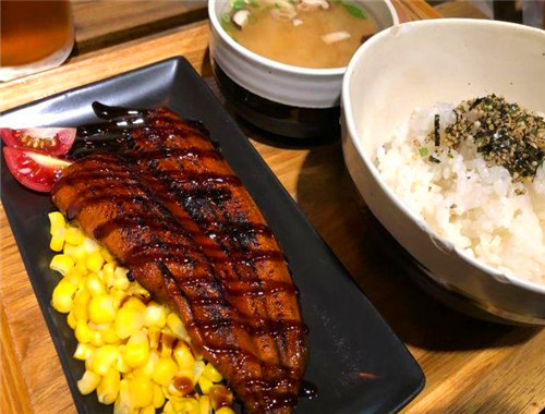 东京食堂